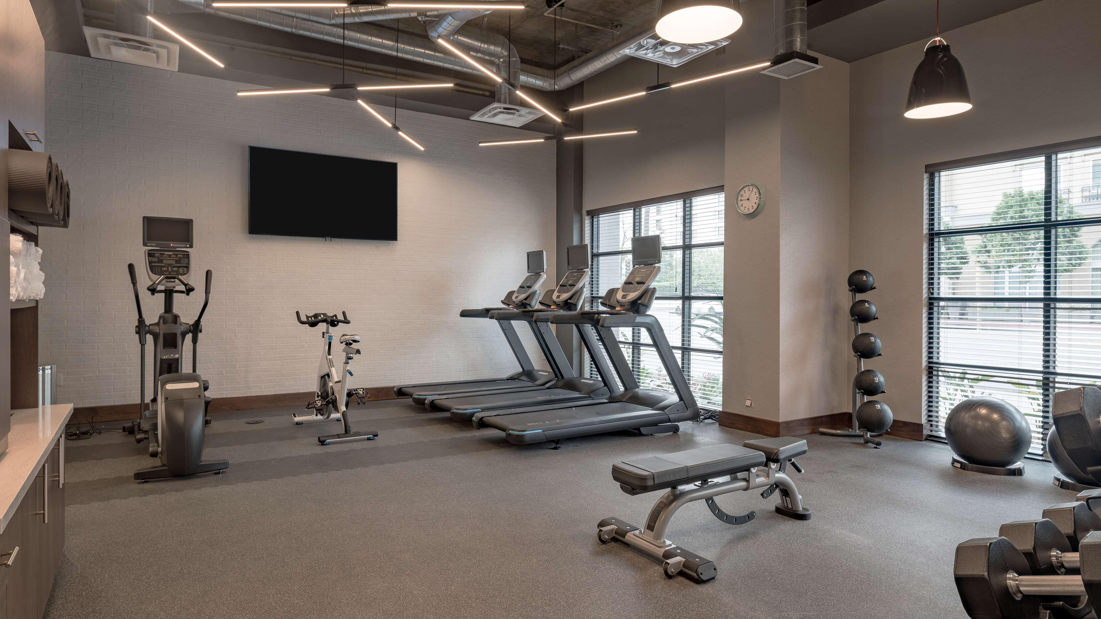 Hampton Inn Riverside Downtown Ngoại thất bức ảnh