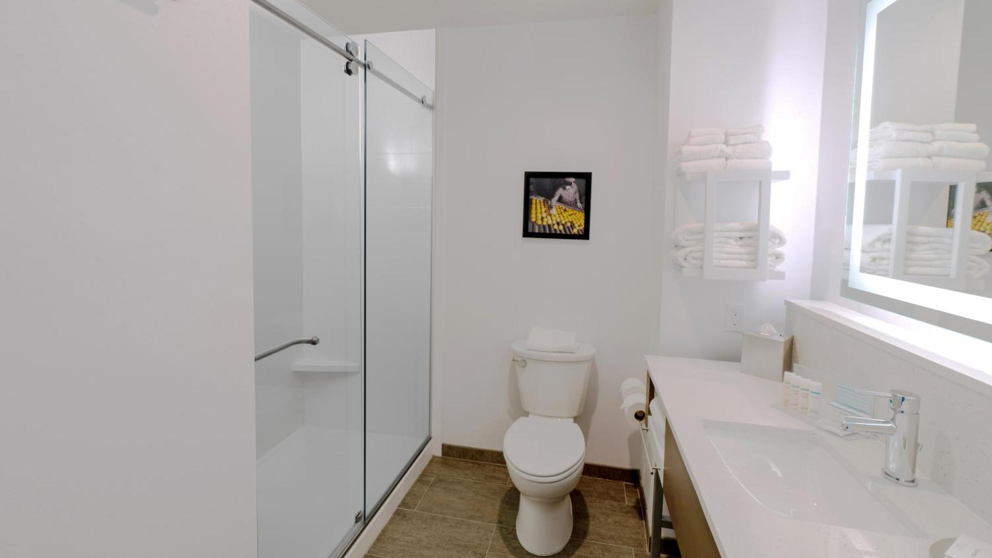 Hampton Inn Riverside Downtown Ngoại thất bức ảnh